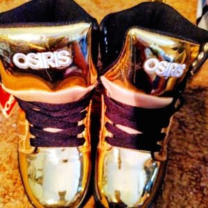 Osiris Gold Metallic Hi Top Sneakers Tennis Shoes
